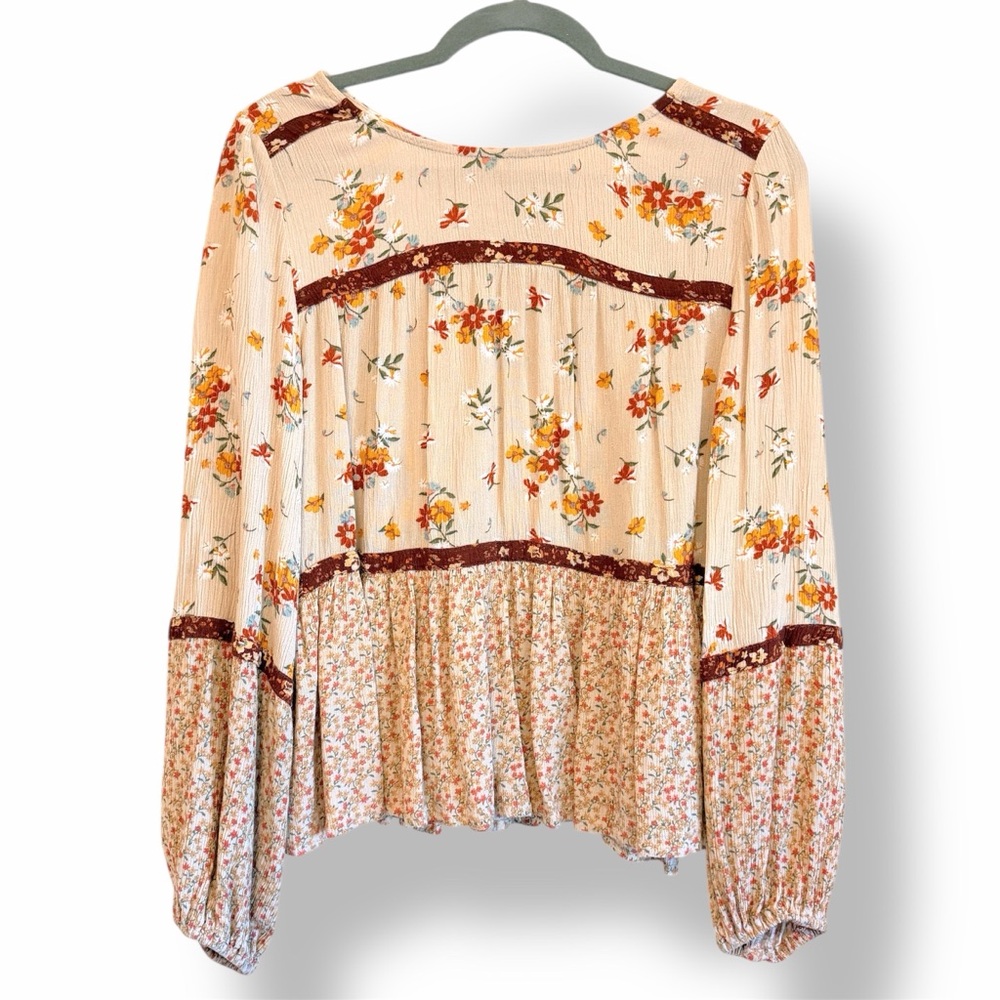 Maurices bohemian flowy blouse, tan, peasant sleeves, floral print size S - Picture 2 of 13